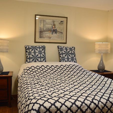 Gabriola Central B&B Экстерьер фото