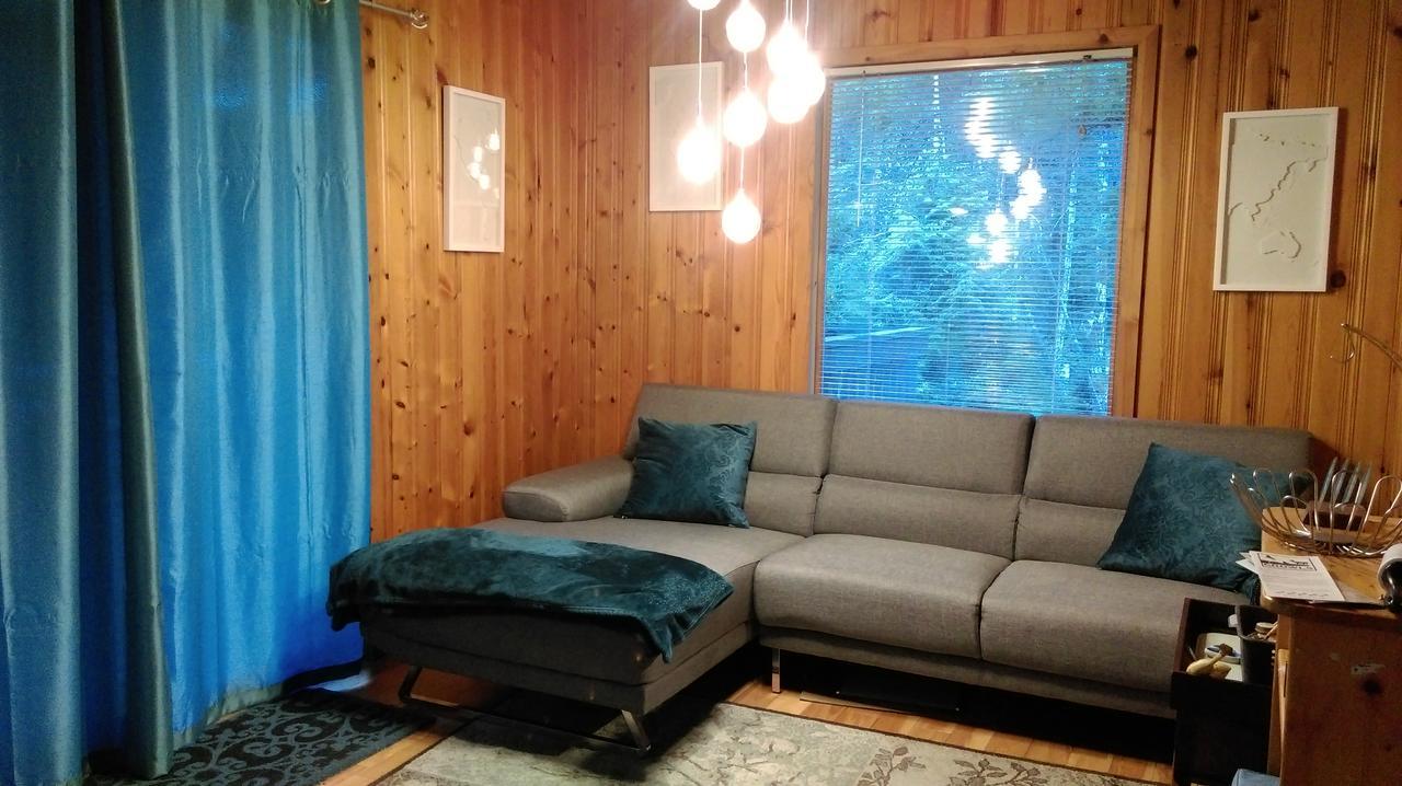 Gabriola Central B&B Экстерьер фото